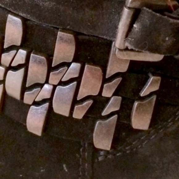 GUC - STEVE MADDEN Black Distressed Suede Boots size 7, gunmetal accents. - Picture 3 of 6